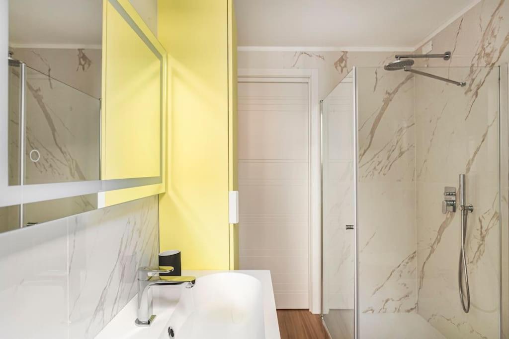 Amazing Apartment In Duomo Milano Eksteriør bilde